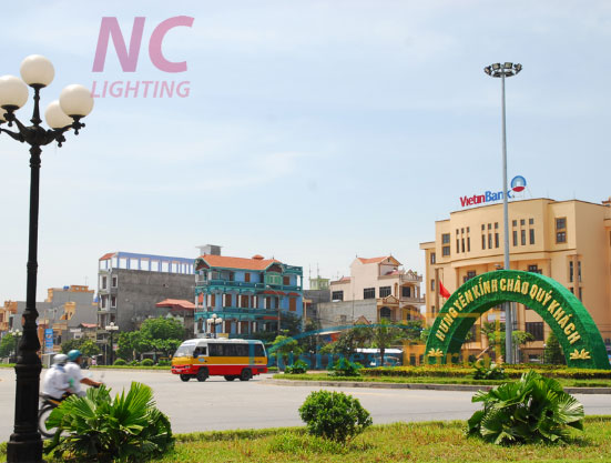 cột đèn sân vườn tại Hưng Yên giá