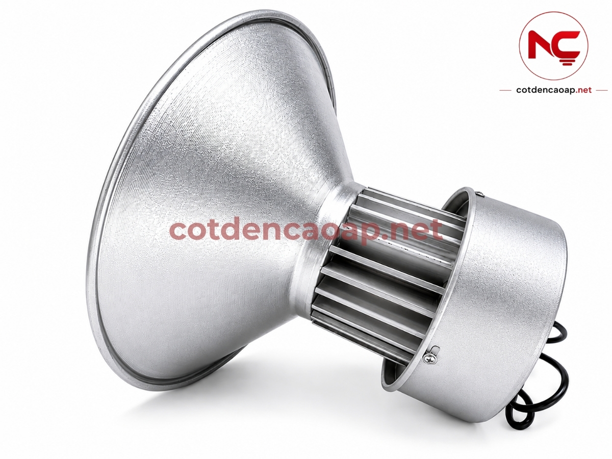 Mặt ngang đèn nhà xưởng XNC-03