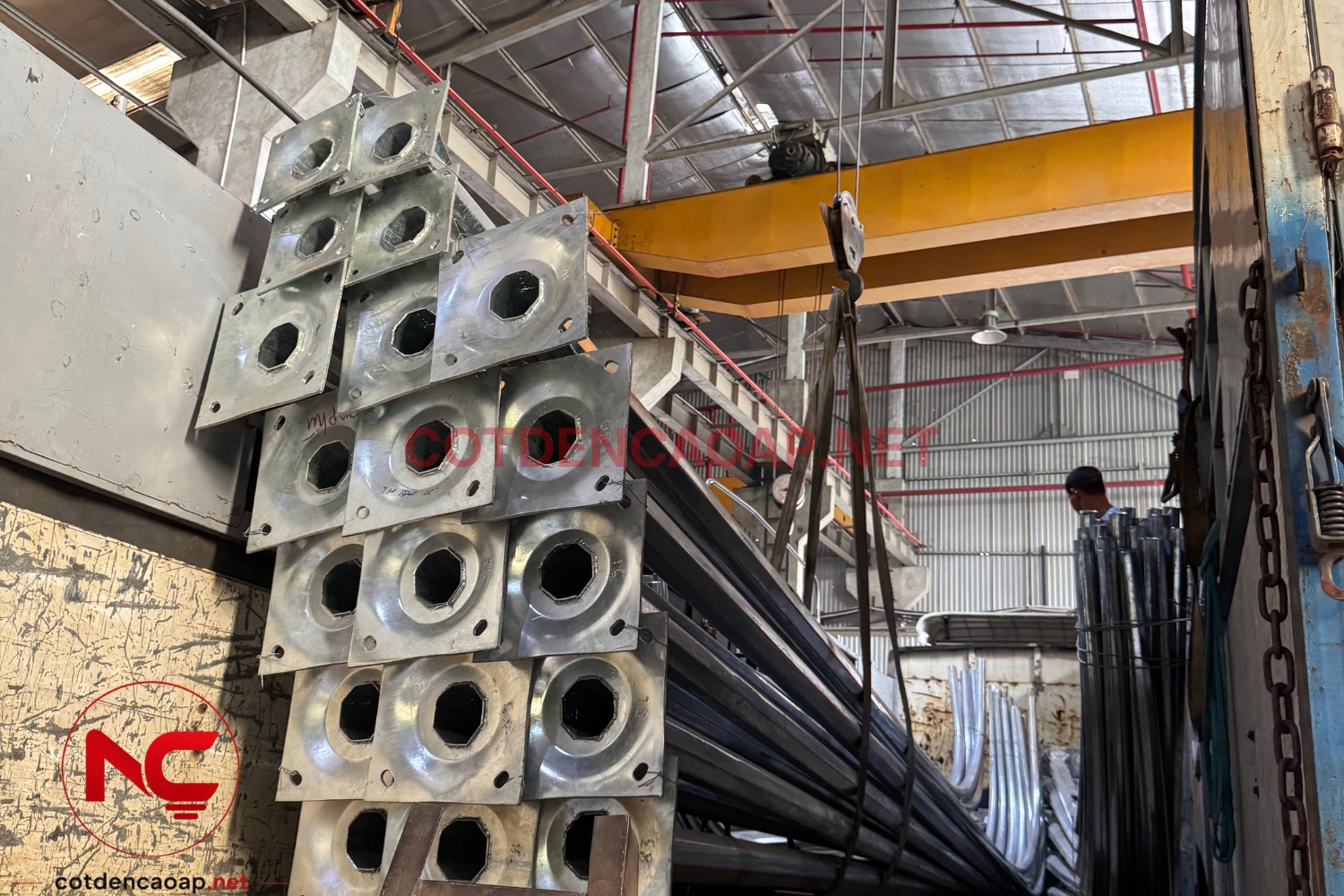 Kiểm tra cột đèn cao áp