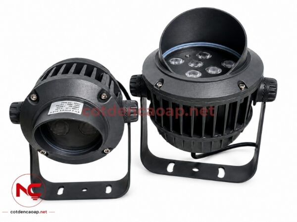 Ảnh 2 đèn chiếu điểm mũ xám NCCDMX