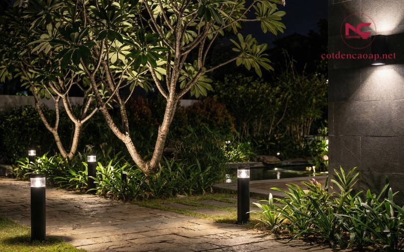 Minh họa đèn sân vườn trong cảnh quan ngoài trời