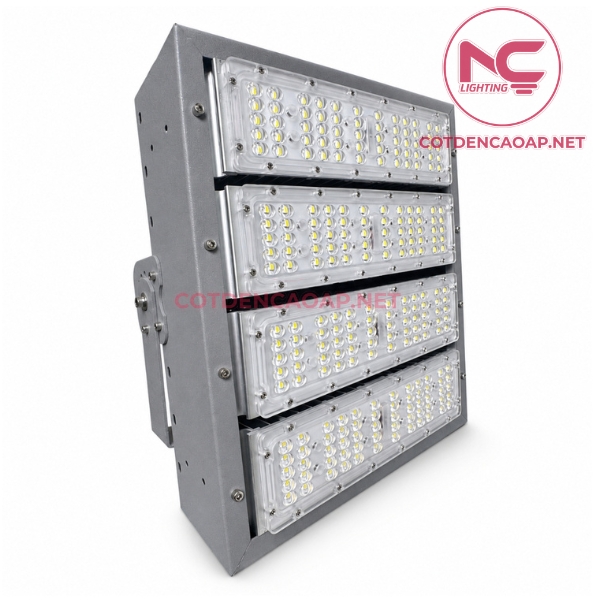 Ảnh cover Đèn pha LED PNC 59