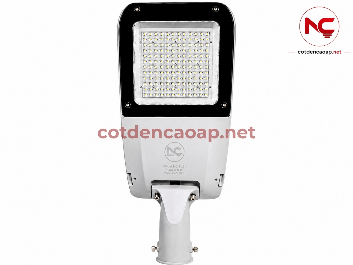 Mặt trước đèn đường led lnc135